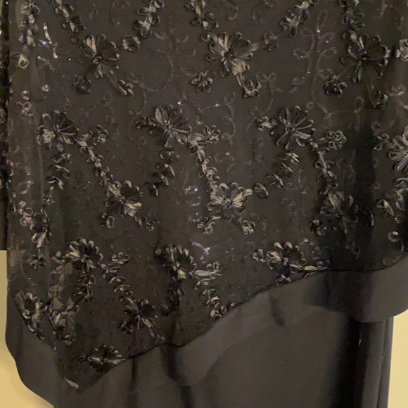 Open to offers ⚡️ Mother of the bride dress - Picture 6 of 7